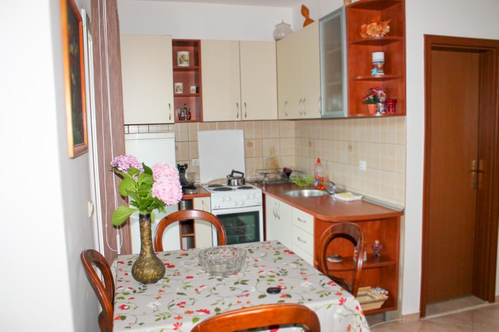 Apartments Djedovic Petrovac Extérieur photo