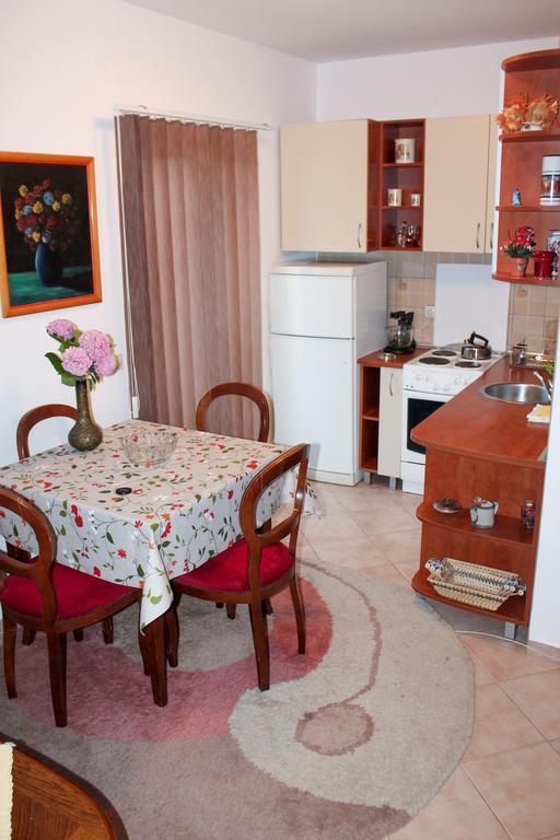 Apartments Djedovic Petrovac Extérieur photo